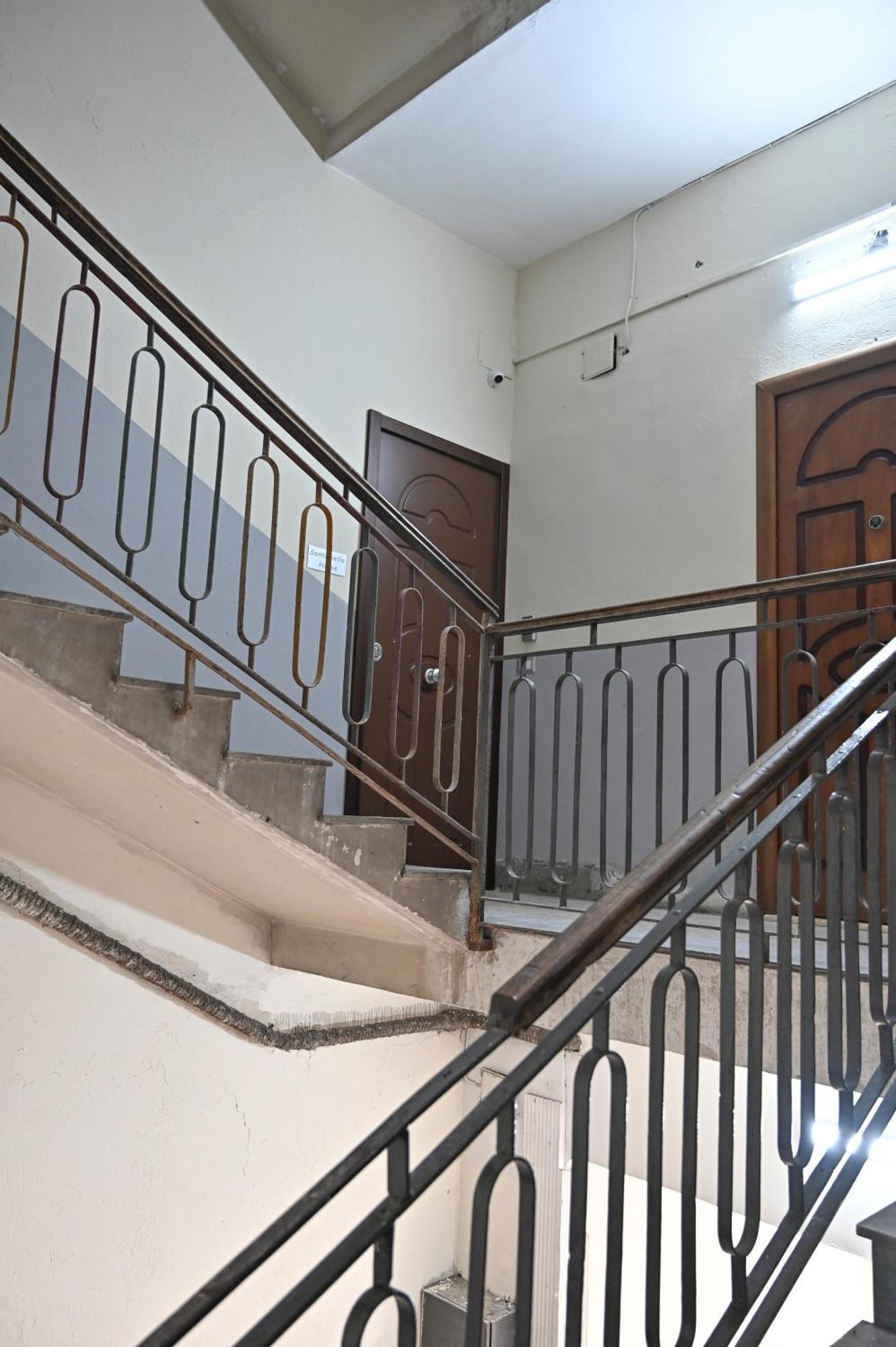 Bebsantaniellohouse1 Bed & Breakfast Napoli Exterior foto