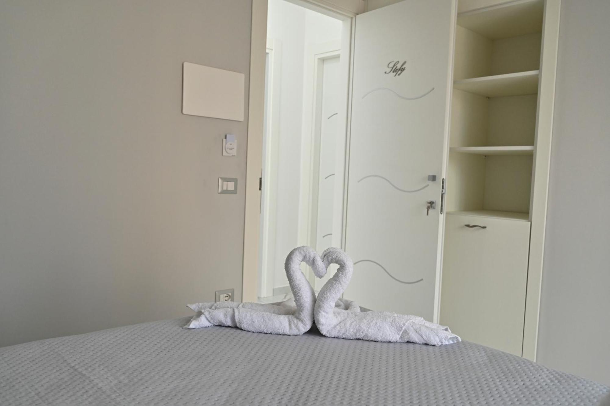 Bebsantaniellohouse1 Bed & Breakfast Napoli Exterior foto