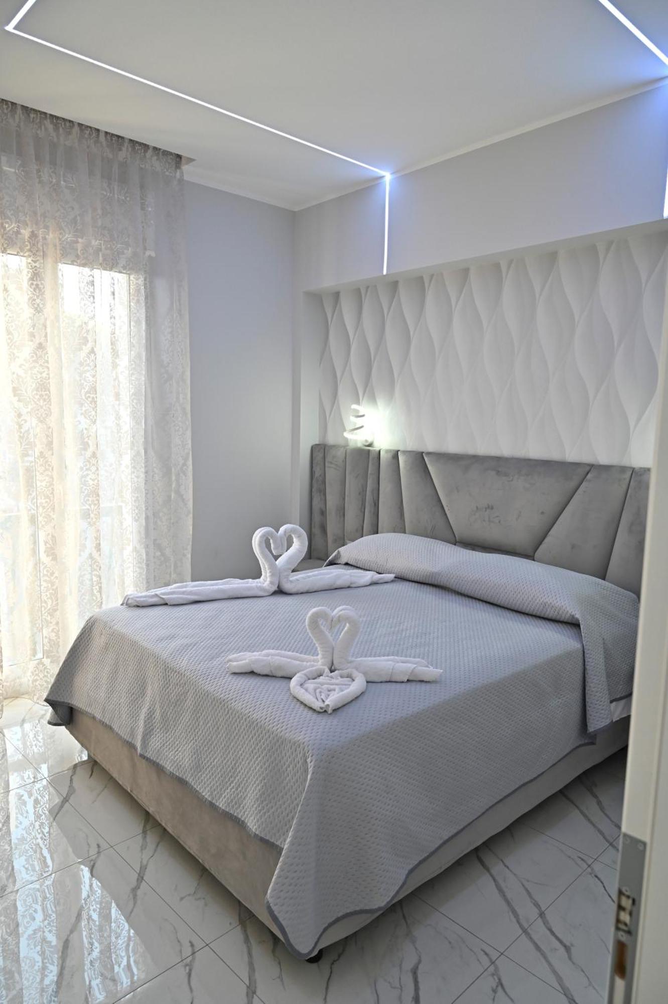 Bebsantaniellohouse1 Bed & Breakfast Napoli Exterior foto